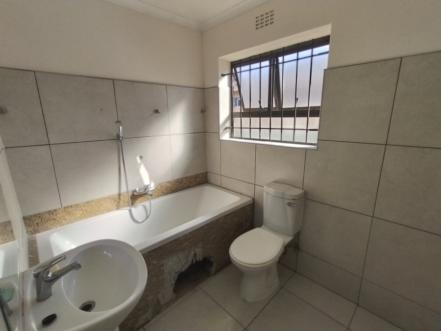 3 Bedroom Property for Sale in Drostdy Park Western Cape